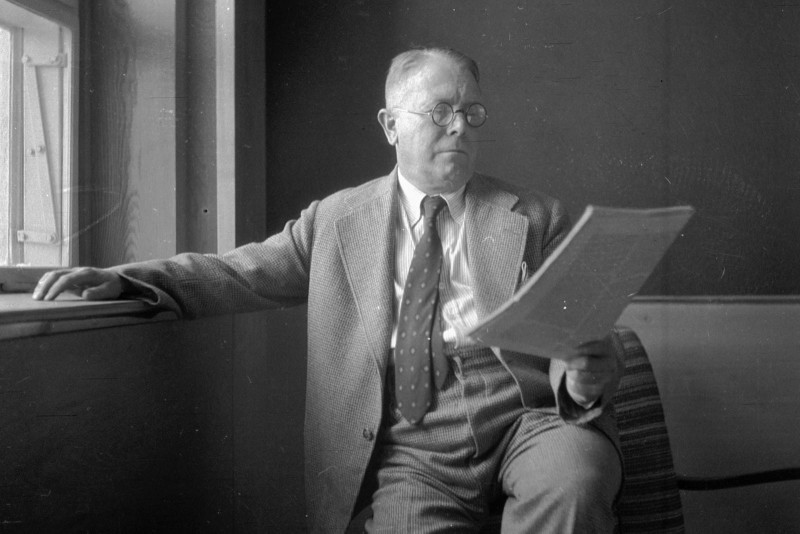 Ve své pracovně v továrně Baťa, 1940 (SOkA Zlín, o. č. 4185, p. č. 1)